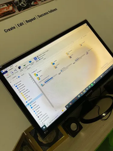 Samsung Monitor + TV 27 polegadas