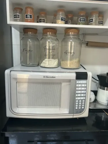Vendo fogão e microondas Electrolux