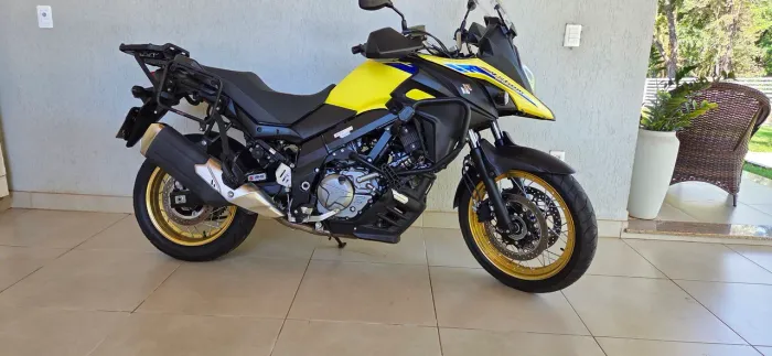 Suzuki V-STROM 650