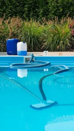 Limpeza de piscina 
