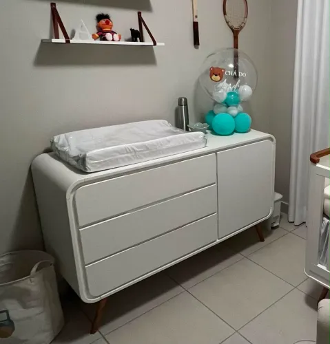 Cômoda Confort Puppi Móbile - Retrô - 3 Gavetas + Porta