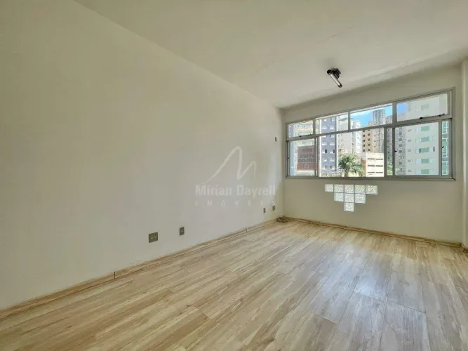 (37140) à venda - Sala com , 3 vagas, no Sion