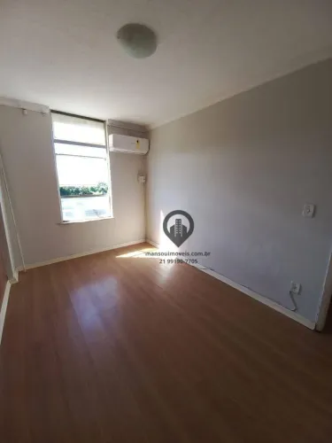 Apartamento com 2 dormitórios à venda, 47 m² por R$ 135.000,00 - Santa Cruz - Rio de Janei