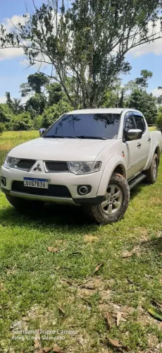 Mitsubishi L200 Triton HPE 3.2 CD TB Int.diesel MEC 2013