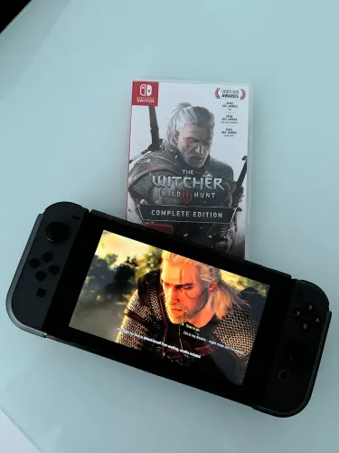 Jogo The Witcher 3 Wild Hunt Complete Edition - Nintendo Switch