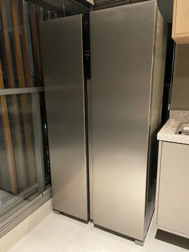 Geladeira/Refrigerador Electrolux Frost Free Side by Side Inox Look 435L Efficient IS4S