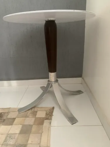 Mesa lateral
