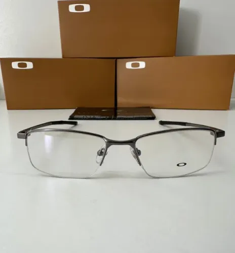 Armação oakley socket titaniio resistente e confortável nova