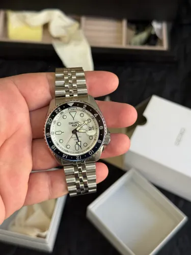 Seiko 5 GMT Sports SSK033