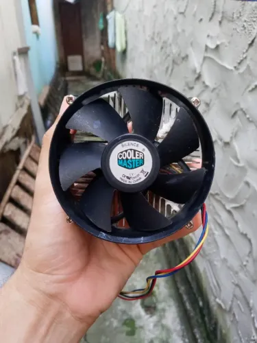 Cooler p/ processador Intel LGA 755 - Cooler Master Silence