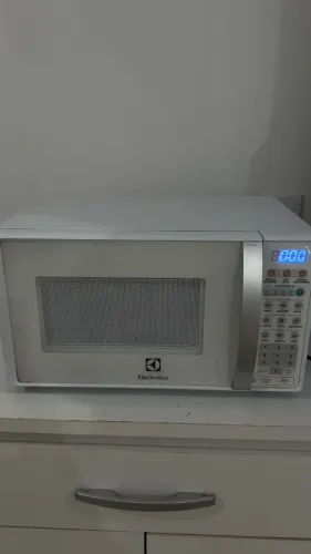 Microondas Electrolux + Airfryer Mondial