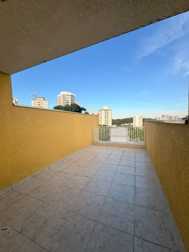 4 pavimentos, 3 suítes e um incrível solarium
