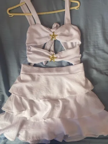vestido branco curto