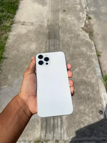 iPhone 12 Pro Max pra venda