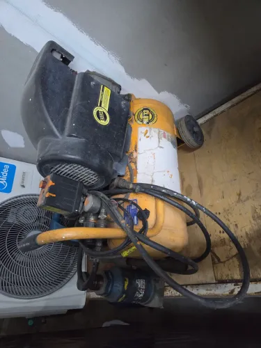 Compressor de ar comprimido