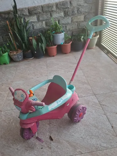 Triciclo/Carrinho de passeio Bandeirantes 45,90/ Ler descrição antes de chamar