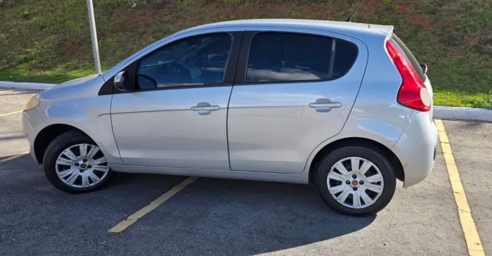 Fiat Palio Essence Dualogic 1.6 Flex 16V 5P 2013
