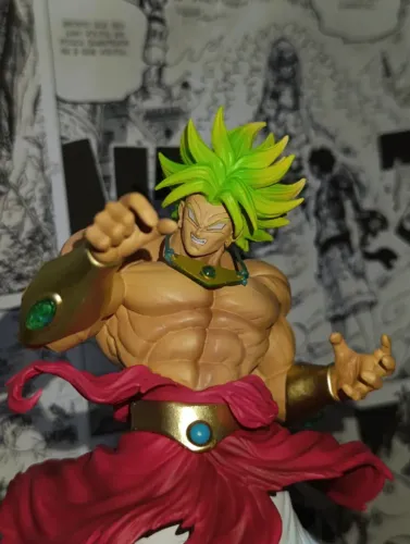 OPORTUNIDADE | Action Figure Broly Super Saiyajin DBZ