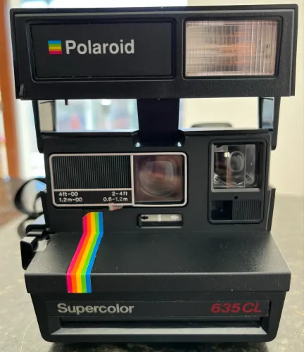 POLAROIDE SUPERCOLOR 635 CL - APENAS NO PIX R$ 520,00