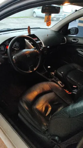 Peugeot 207 XR 1.4 Flex 8V 3P 2013