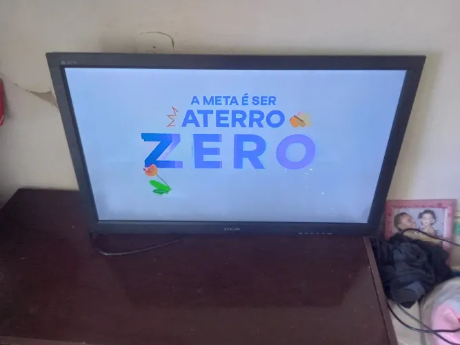 Vendo TV 32 CCE