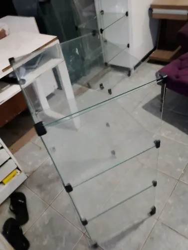 Pratileira de vidro