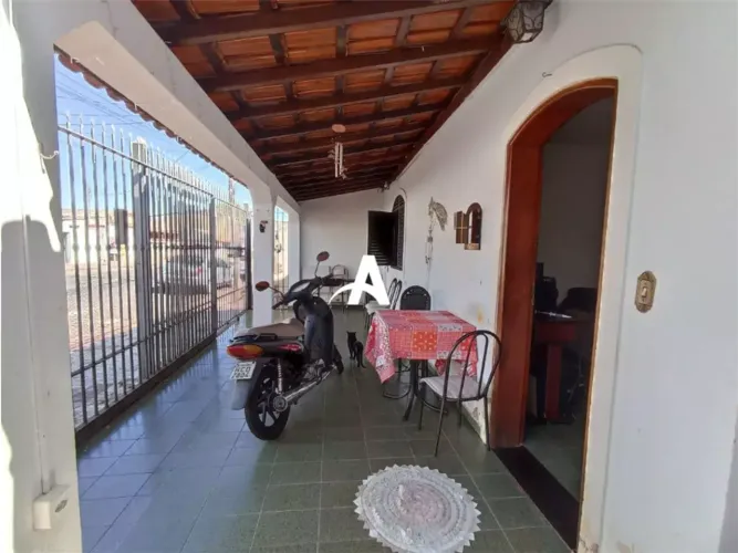 Casa com 109,4m² à venda no Osvaldo Rezende