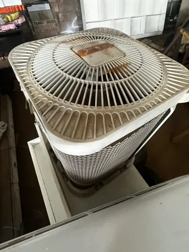 Ar 12mil BTU inverter semi novo