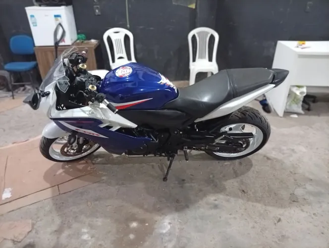 Vendo moto 