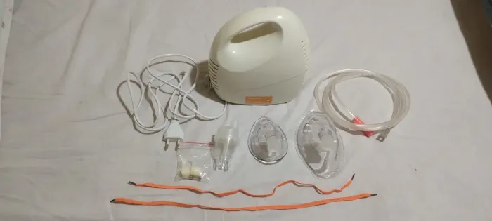 Inalador e Nebulizador G-Tech NebCom IV