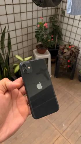 Vendo IPhone 11 zerado