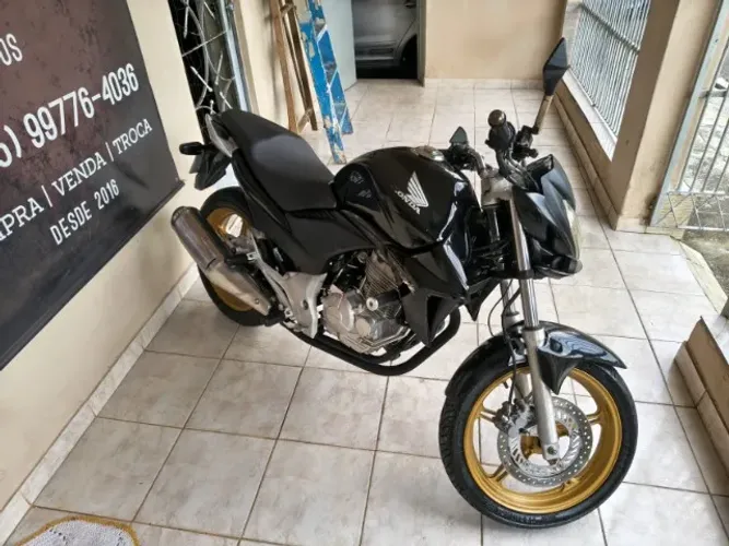 Cb 300