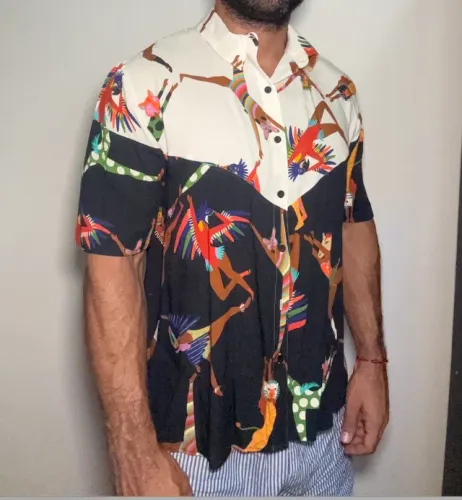 camisa farm acrobatas tamanho p estampada