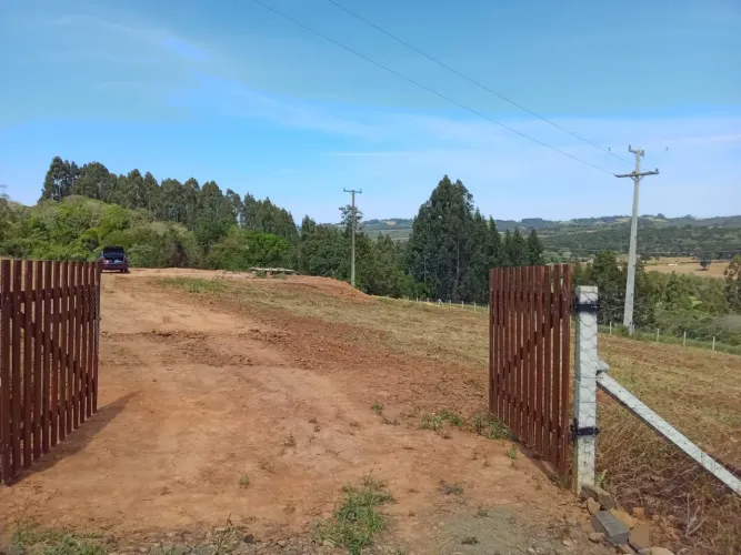 TERRENO À VENDA EM IPIRANGA