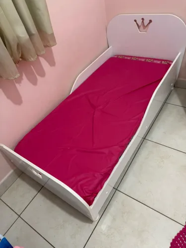 Cama infantil montessoreana