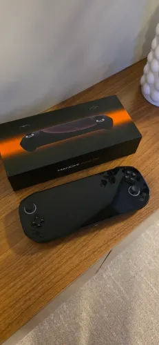 Mangmi Pocket Max Oled Console Portatil 
