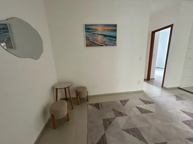 Apto com quintal no Cond Viva Laguna