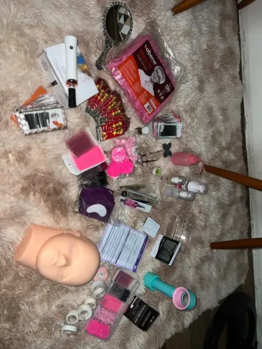 Kit Completo para Extensão de Cílios - Vendo Tudo Junto