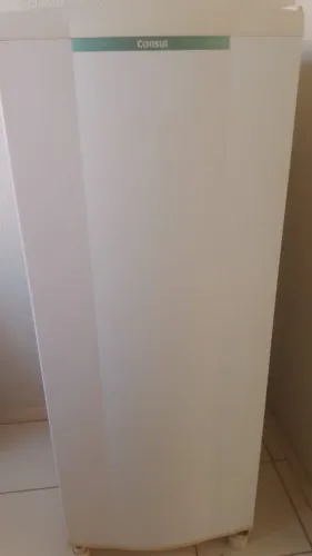Geladeira ótima com garantia