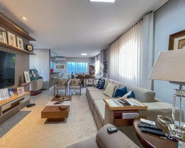 Casa com 3 dormitórios para alugar, 221 m² por R$ 10.900,00/mês - Esperança - Londrina/PR