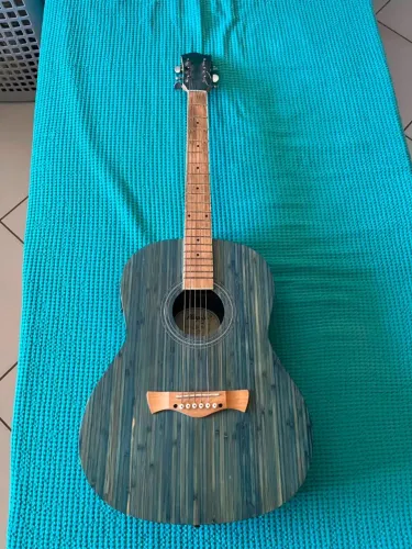 VIOLÃO MEMPHIS