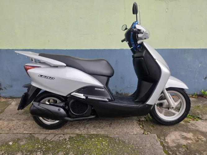 Lead 110