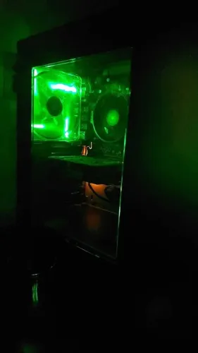Computador gamer + TV Monitor AOC 21'