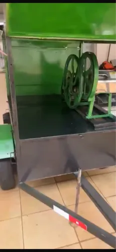 VENDO GARAPEIRA COM A CARRETINHA NOVA