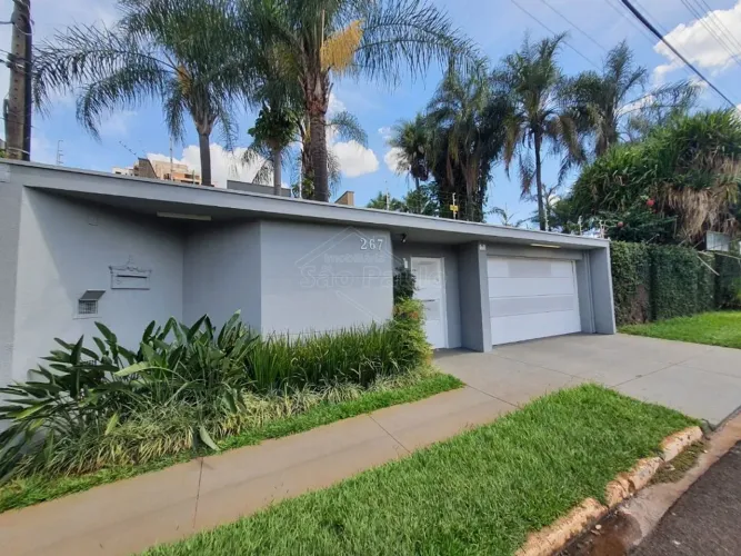 Venda de Casas / Padrão na cidade de Araraquara