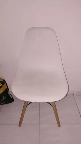 Cadeira pra vender logo
