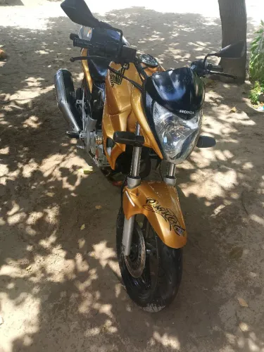 CB 300 2010 vendo ou troco