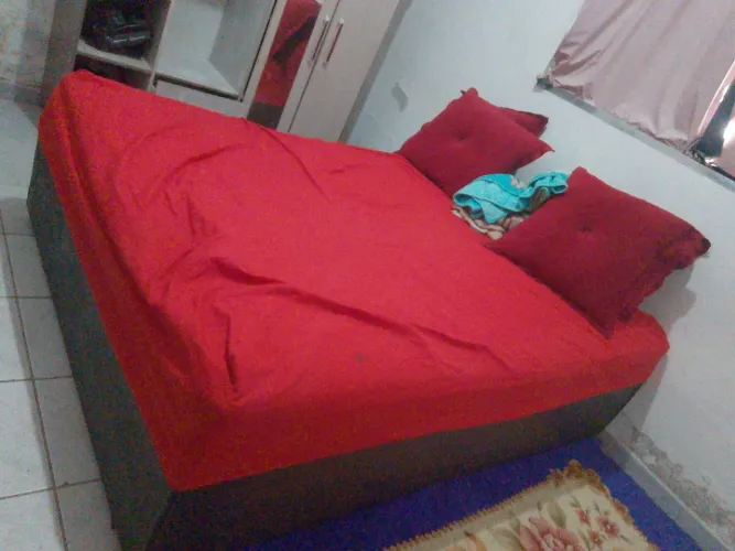 Vendo essa cama de casal, usada tem 4 meses,tá em ótimo estado valor 250