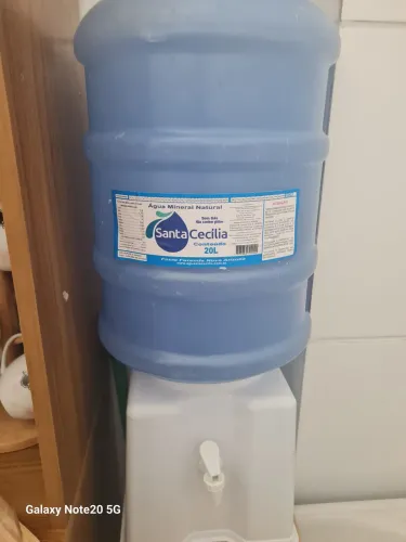galão de agua ano 2026 20L,com bebedouro