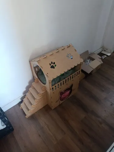 Casinha para gato,2 andares